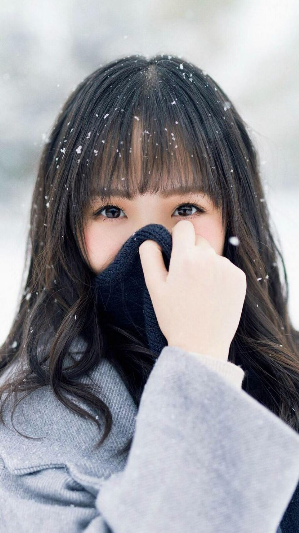 精彩瞬间不断上演，双方球队要在场上拼尽全力，双方球队皆进球