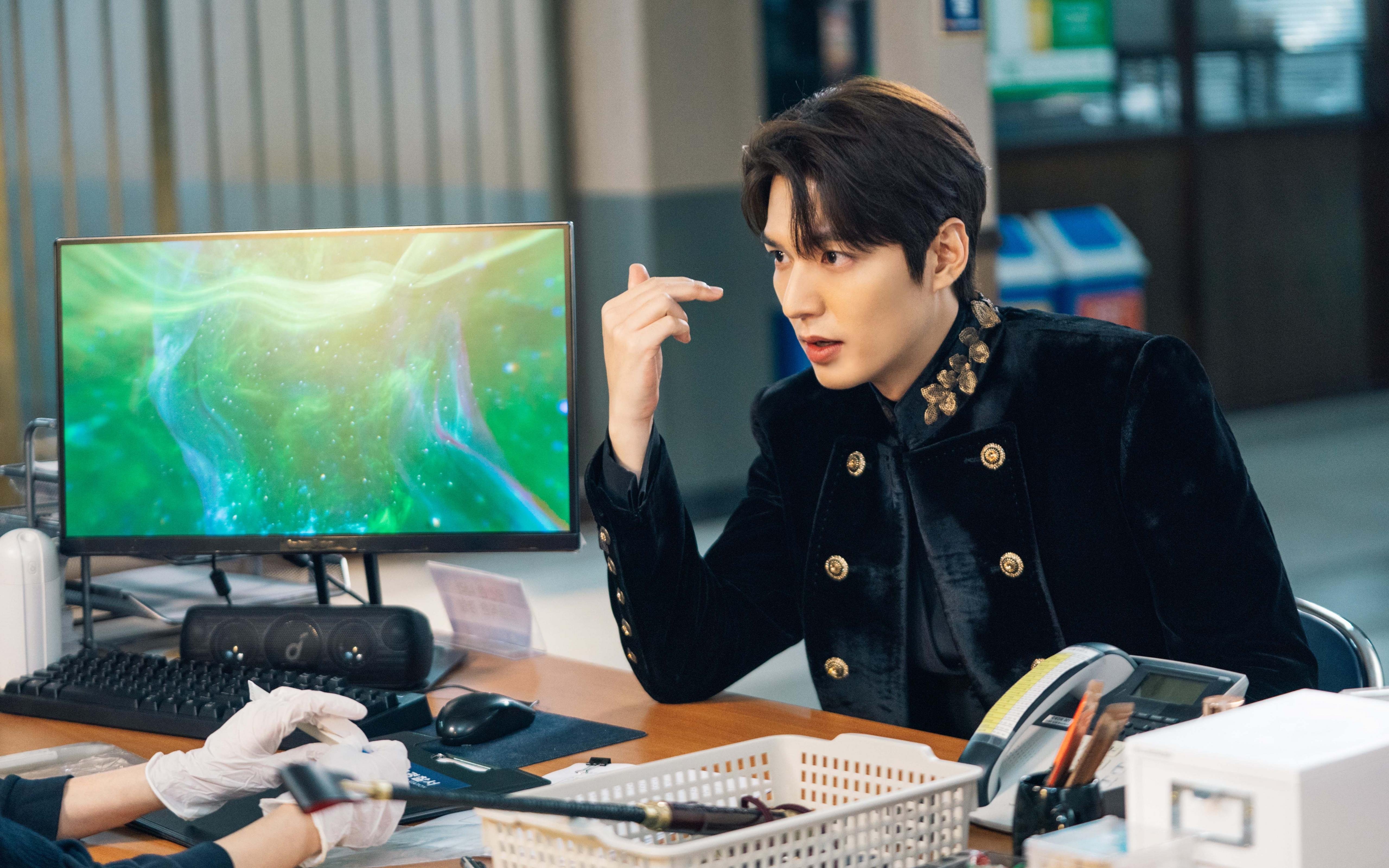 鹈鹕小将首次登场贡献全场最高得分,鹈鹕队小前锋